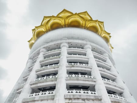Architecture retouch sample