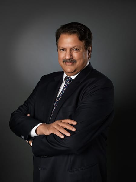 Business_portrait retouch sample