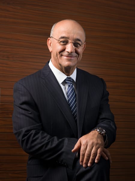 Business_portrait retouch sample