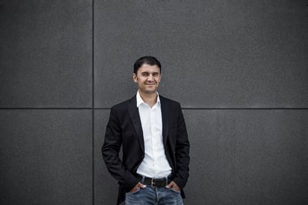 Business_portrait retouch sample